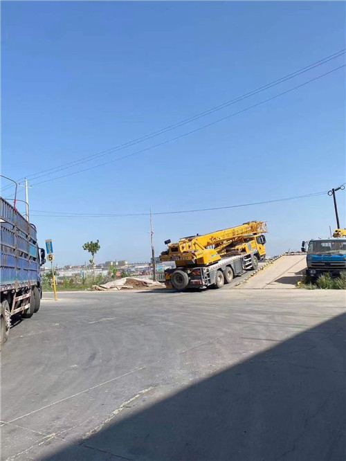 鼎湖区25吨吊车的租赁价格大概是多少？