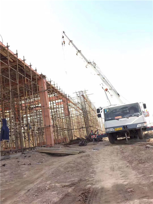 鼎湖区吊车作业的安全注意事项有哪些？